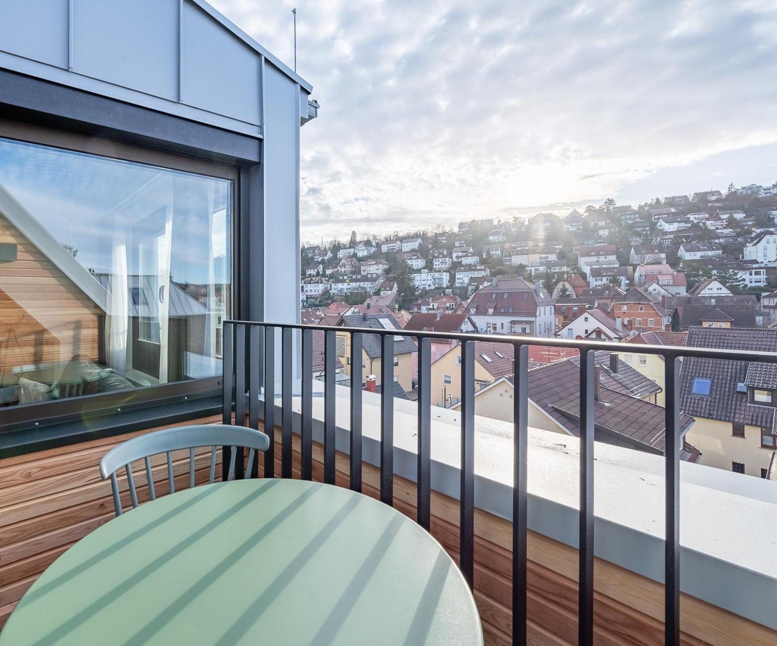 Limehome Stuttgart Elsenhansstr Стая снимка