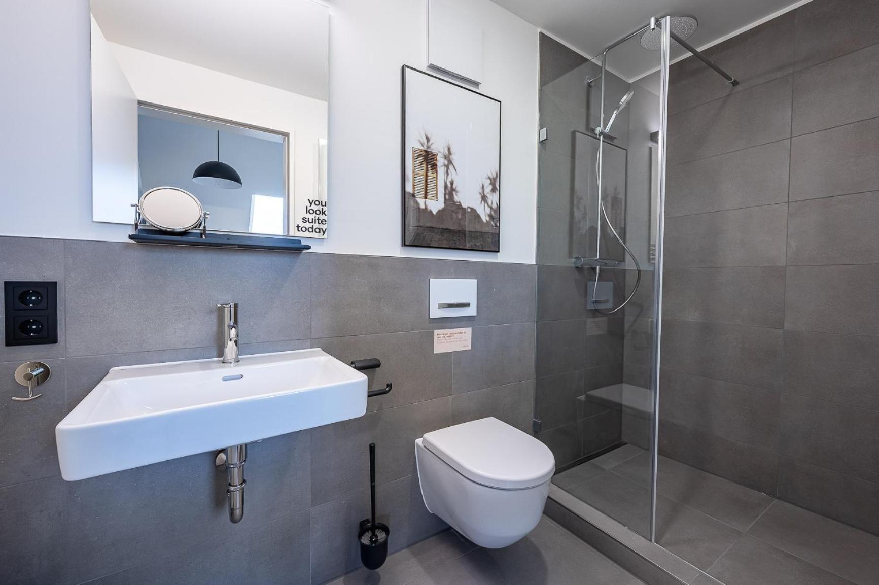 Limehome Stuttgart Elsenhansstr Стая снимка