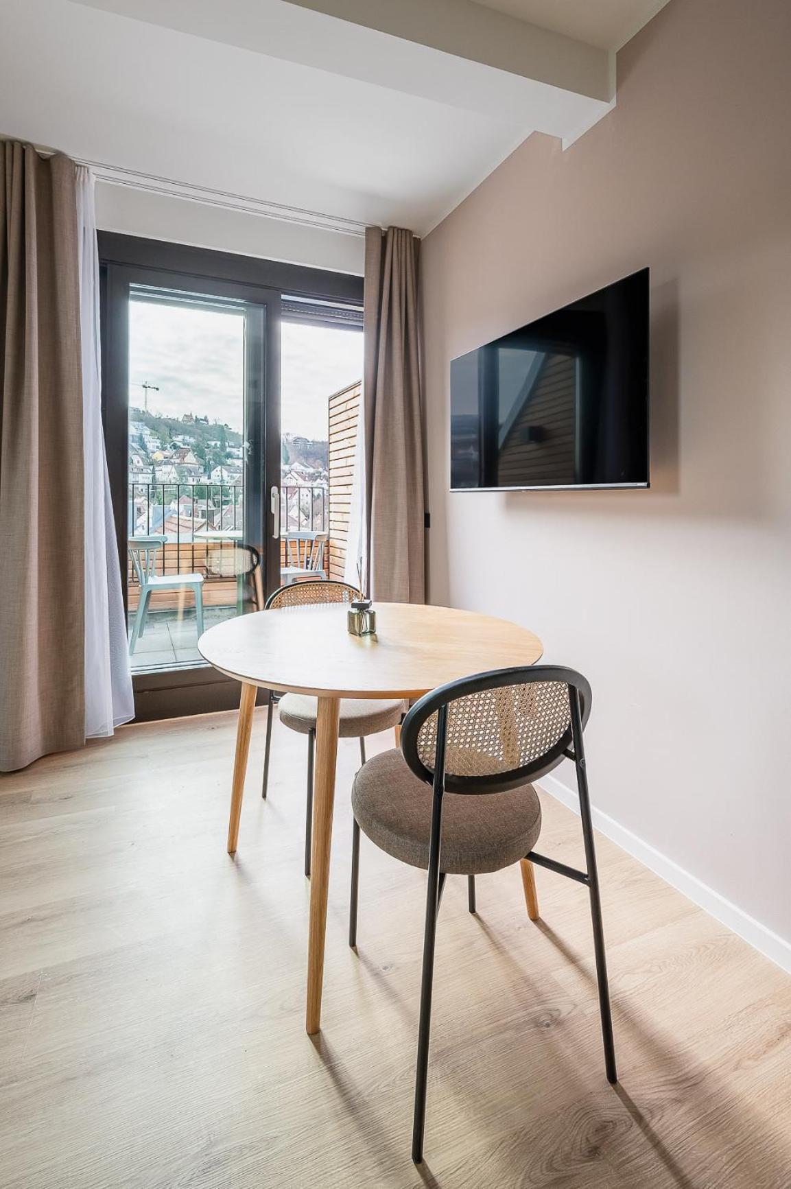 Limehome Stuttgart Elsenhansstr Стая снимка