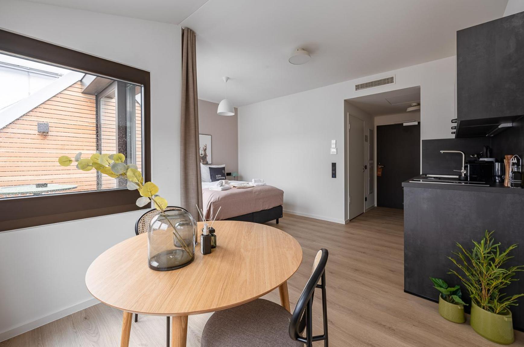 Limehome Stuttgart Elsenhansstr Стая снимка